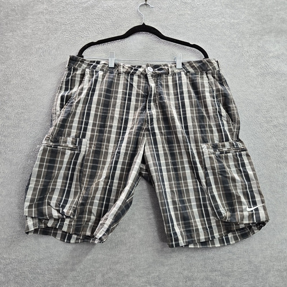VINTAGE Nike Men Shorts 36 Brown Swoosh Cargo Plaid Embroidered 11" Inseam